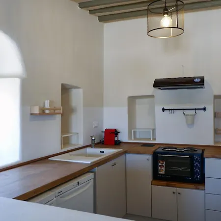 Mykonos Traditional Home Tavros